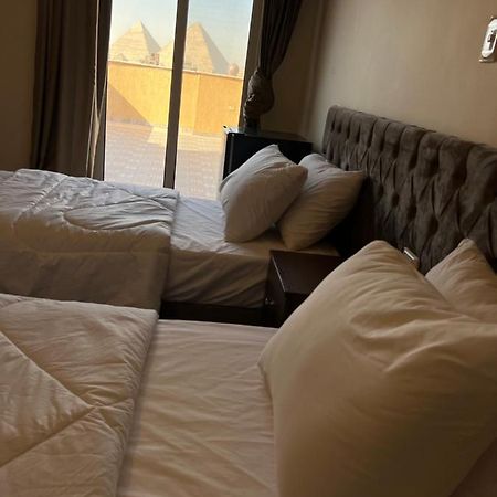 Bedouin Pyramids View Hotel Kafrat al Jabal Luaran gambar