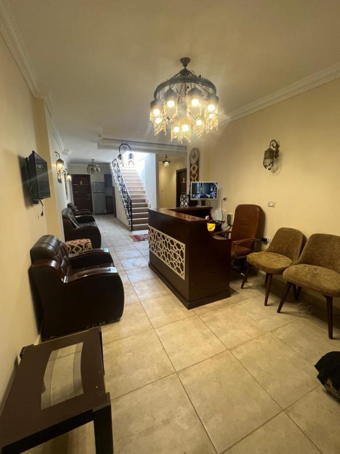 Bedouin Pyramids View Hotel Kafrat al Jabal Luaran gambar