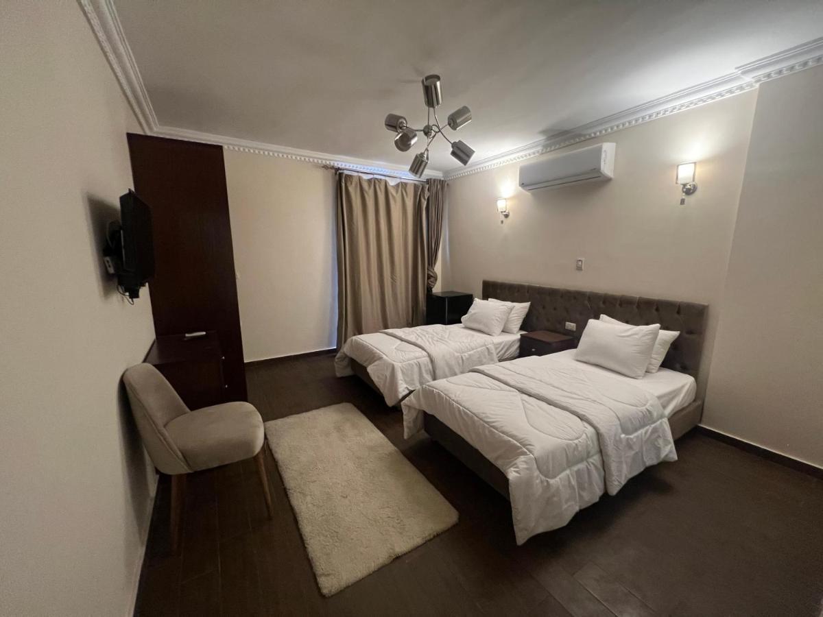 Bedouin Pyramids View Hotel Kafrat al Jabal Luaran gambar