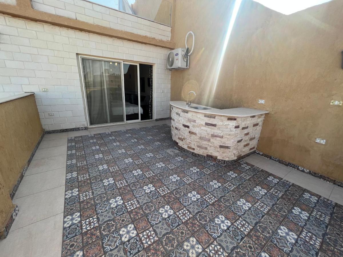Bedouin Pyramids View Hotel Kafrat al Jabal Luaran gambar