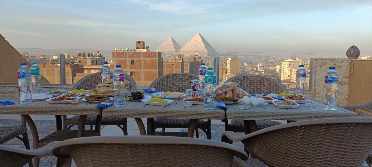 Bedouin Pyramids View Hotel Kafrat al Jabal Luaran gambar